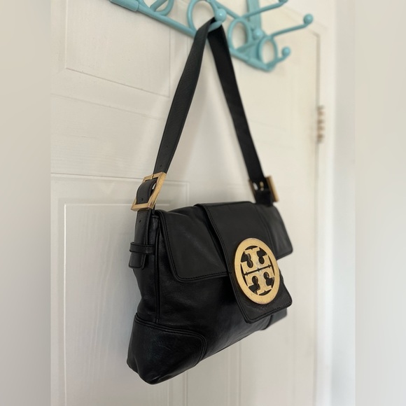 Tory Burch Vintage Black Leather Shoulder Bag with large logo - Picture 2 of 12